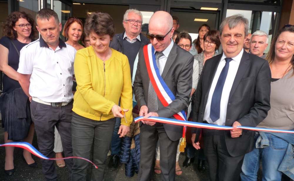 Inauguration de l’épicerie « Au petit marché » – vendredi 19/04/2019 Inauguration de l’épicerie « Au petit marché » – vendredi 19/04/2019