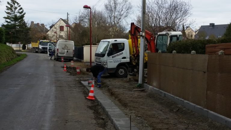 Aménagement d’un trottoir rue de la Baie